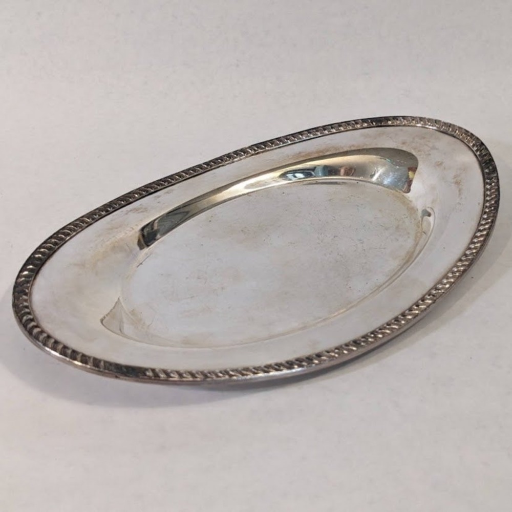 Vintage Silver Plated Oval Serving Platter Tray Rope Rim Gadroon Edge 9"